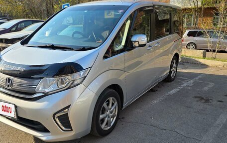Honda Stepwgn IV, 2018 год, 1 740 000 рублей, 2 фотография