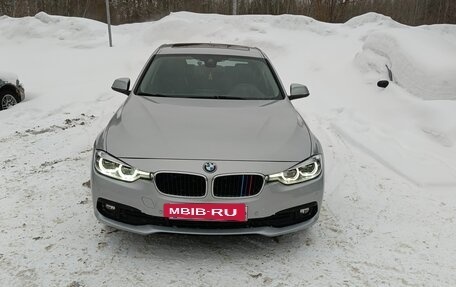 BMW 3 серия, 2018 год, 2 400 000 рублей, 2 фотография