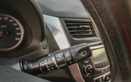 Hyundai Solaris II рестайлинг, 2012 год, 829 000 рублей, 12 фотография