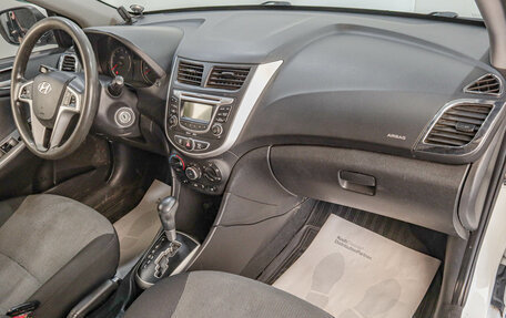 Hyundai Solaris II рестайлинг, 2012 год, 829 000 рублей, 16 фотография