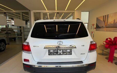 Toyota Highlander III, 2011 год, 1 750 000 рублей, 5 фотография