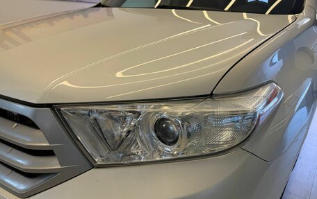 Toyota Highlander III, 2011 год, 1 750 000 рублей, 12 фотография