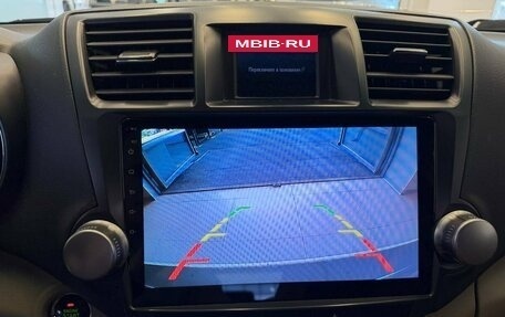 Toyota Highlander III, 2011 год, 1 750 000 рублей, 19 фотография