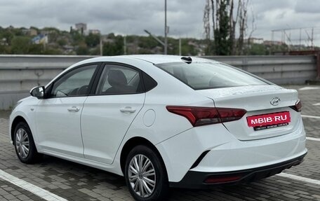 Hyundai Solaris II рестайлинг, 2020 год, 850 000 рублей, 4 фотография