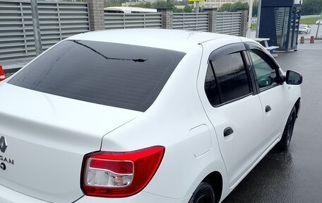 Renault Logan II, 2015 год, 700 000 рублей, 8 фотография