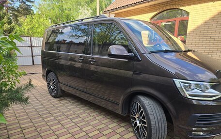 Volkswagen Multivan T6 рестайлинг, 2017 год, 5 100 000 рублей, 4 фотография