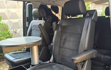 Volkswagen Multivan T6 рестайлинг, 2017 год, 5 100 000 рублей, 14 фотография