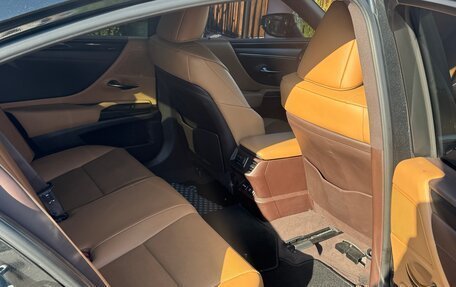 Lexus ES VII, 2021 год, 4 450 000 рублей, 7 фотография