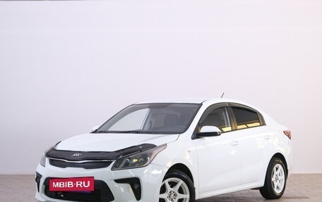 KIA Rio IV, 2018 год, 999 000 рублей, 4 фотография