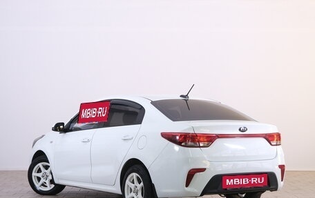 KIA Rio IV, 2018 год, 999 000 рублей, 5 фотография