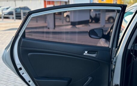 Hyundai Solaris II рестайлинг, 2015 год, 850 000 рублей, 12 фотография