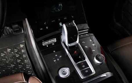 Chery Tiggo 8 Pro, 2022 год, 2 299 000 рублей, 13 фотография