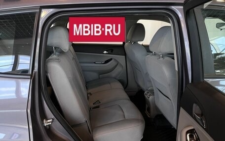 Chevrolet Orlando I, 2011 год, 1 235 000 рублей, 17 фотография