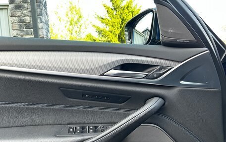 BMW 5 серия, 2018 год, 4 500 000 рублей, 22 фотография