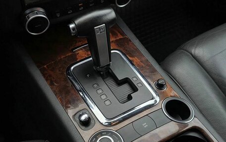 Volkswagen Touareg III, 2008 год, 1 070 000 рублей, 20 фотография