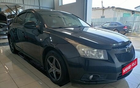 Chevrolet Cruze II, 2010 год, 575 000 рублей, 2 фотография