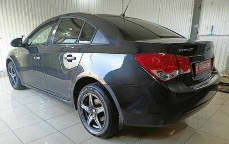 Chevrolet Cruze II, 2010 год, 575 000 рублей, 5 фотография
