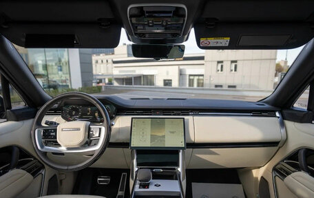 Land Rover Range Rover IV рестайлинг, 2025 год, 23 000 000 рублей, 19 фотография