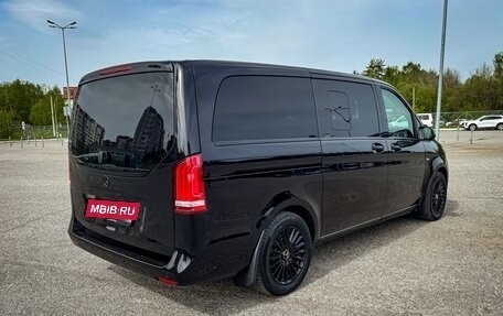 Mercedes-Benz V-Класс, 2017 год, 4 490 000 рублей, 5 фотография