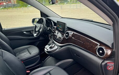 Mercedes-Benz V-Класс, 2017 год, 4 490 000 рублей, 13 фотография