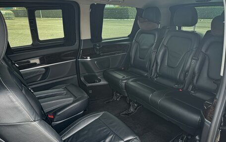 Mercedes-Benz V-Класс, 2017 год, 4 490 000 рублей, 17 фотография