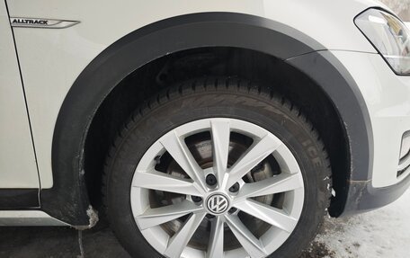 Volkswagen Golf VII, 2015 год, 1 640 000 рублей, 11 фотография