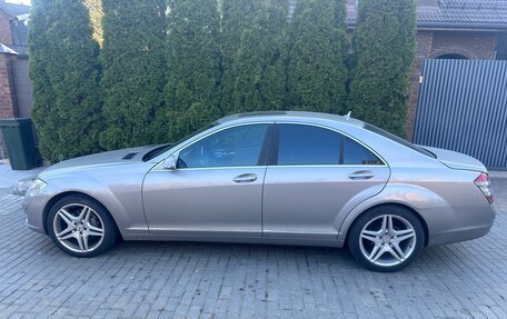 Mercedes-Benz S-Класс, 2005 год, 900 000 рублей, 4 фотография