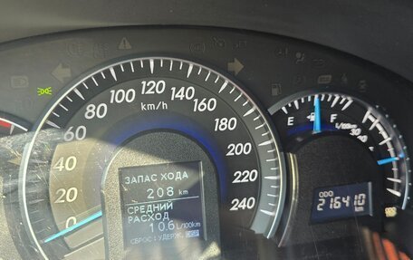 Toyota Camry, 2011 год, 1 250 000 рублей, 10 фотография