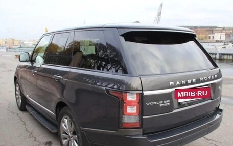 Land Rover Range Rover IV рестайлинг, 2014 год, 3 950 000 рублей, 2 фотография