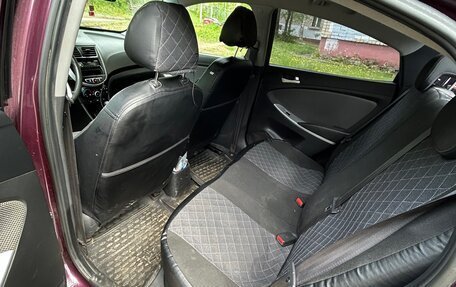 Hyundai Solaris II рестайлинг, 2012 год, 650 000 рублей, 6 фотография