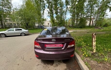 Hyundai Solaris II рестайлинг, 2012 год, 650 000 рублей, 3 фотография
