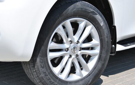 Nissan Patrol, 2012 год, 2 550 000 рублей, 2 фотография