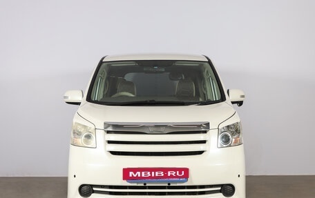 Toyota Noah III, 2008 год, 1 399 000 рублей, 2 фотография