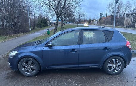 KIA cee'd I рестайлинг, 2010 год, 650 000 рублей, 3 фотография