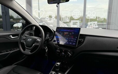 Hyundai Solaris II рестайлинг, 2021 год, 1 700 000 рублей, 14 фотография