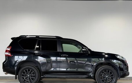 Toyota Land Cruiser Prado 150 рестайлинг 2, 2016 год, 3 490 000 рублей, 4 фотография