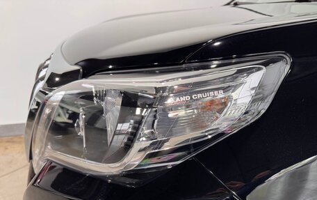Toyota Land Cruiser Prado 150 рестайлинг 2, 2016 год, 3 490 000 рублей, 9 фотография