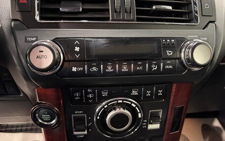 Toyota Land Cruiser Prado 150 рестайлинг 2, 2016 год, 3 490 000 рублей, 21 фотография
