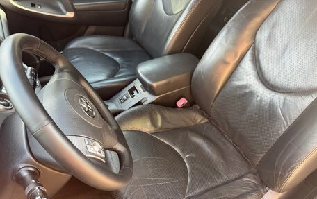Toyota RAV4, 2006 год, 1 050 000 рублей, 14 фотография