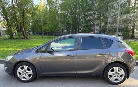 Opel Astra J, 2011 год, 680 000 рублей, 2 фотография