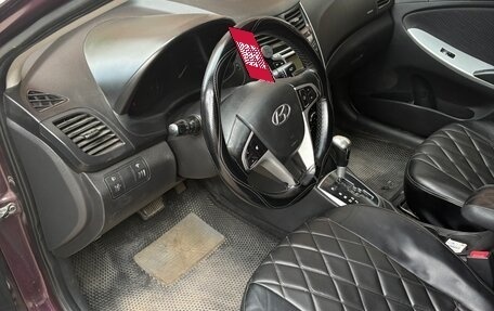 Hyundai Solaris II рестайлинг, 2011 год, 420 000 рублей, 5 фотография