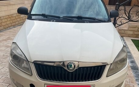 Skoda Fabia II, 2012 год, 320 000 рублей, 2 фотография