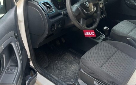 Skoda Fabia II, 2012 год, 320 000 рублей, 14 фотография