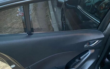 Mazda 3, 2018 год, 1 625 000 рублей, 12 фотография