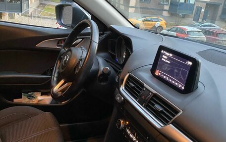 Mazda 3, 2018 год, 1 625 000 рублей, 14 фотография