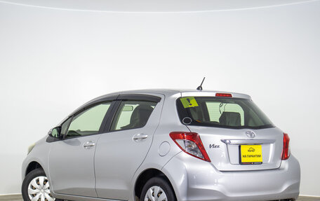 Toyota Vitz, 2013 год, 1 079 000 рублей, 7 фотография