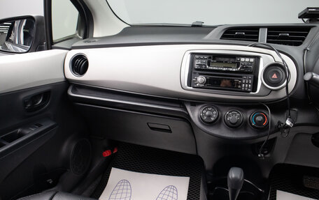 Toyota Vitz, 2013 год, 1 079 000 рублей, 11 фотография