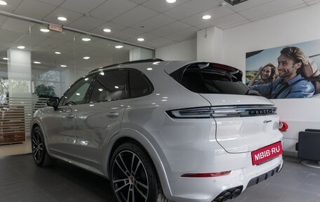 Porsche Cayenne III, 2025 год, 18 290 000 рублей, 6 фотография
