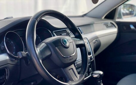 Skoda Superb III рестайлинг, 2012 год, 995 000 рублей, 9 фотография