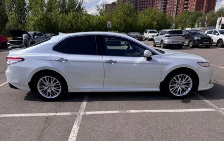 Toyota Camry, 2020 год, 2 850 000 рублей, 8 фотография